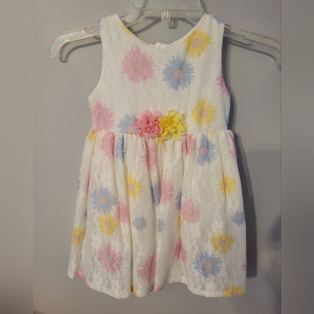 POPATU  Pretty Easter dress Size 4 Color Floral White